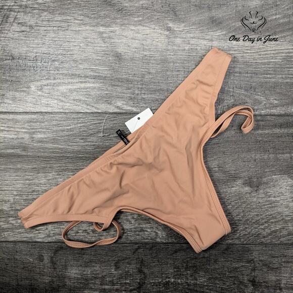 Tobi Strappy Bikini Bottom Swimsuit Size M - Picture 3 of 3